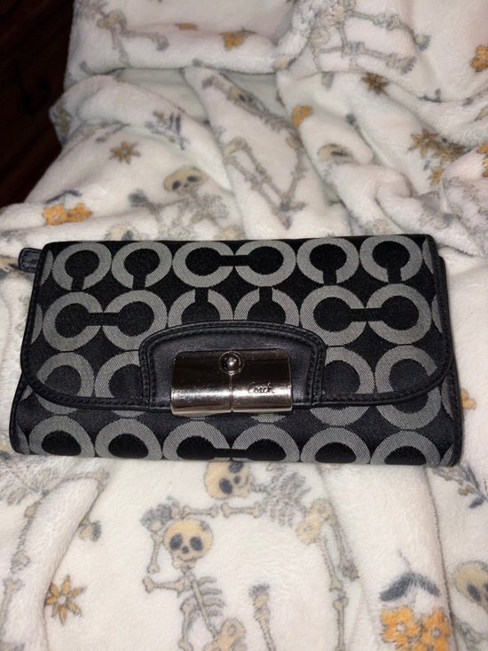 Coach Handbags - Coach Black and Gray Signature Clutch Wallet